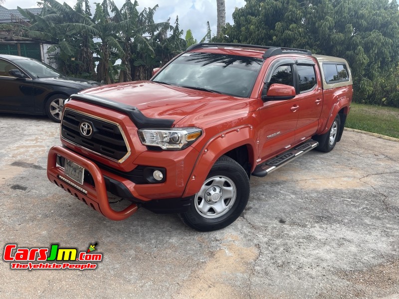 2017 Toyota Tacoma image19